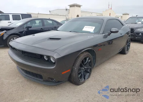 2018 Dodge Challenger R/T Plus z USA, uszkodzony, nr VIN 2C3CDZBT3JH334148